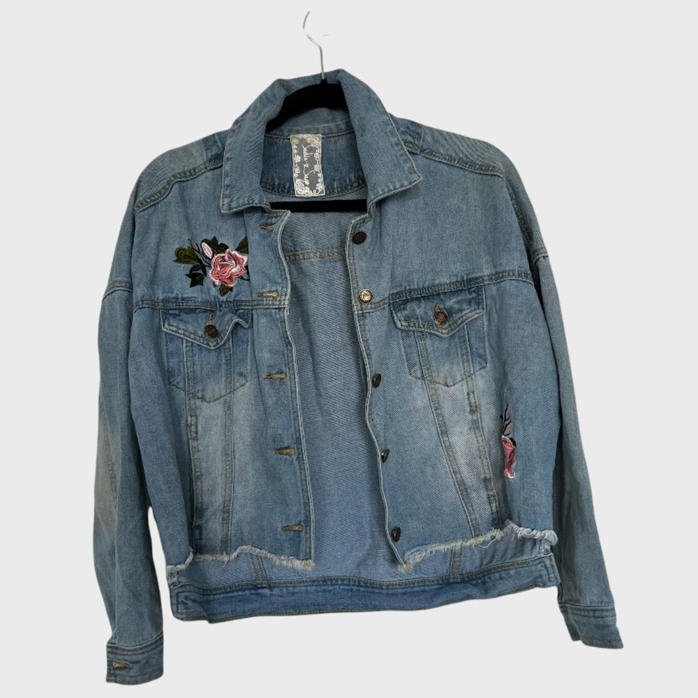 SADIE & SAGE | denim jacket with floral embroidery